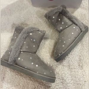 Olivia Miller Boots NWB
